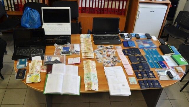 Στα 4 εκατ. ευρώ ο τζίρος κυκλώματος που διακινούσε μετανάστες
