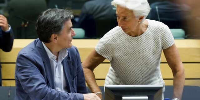Ο ματωμένος γάμος με το ΔΝΤ