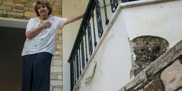 Έκλεψαν το κινητό της μητέρας του Τσίπρα