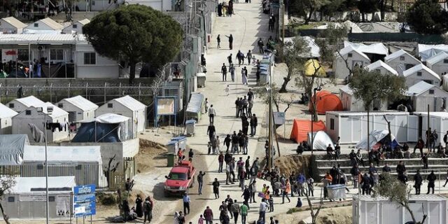 Λέσβος: Νέες ταραχές στο κέντρο προσφύγων στη Μόρια