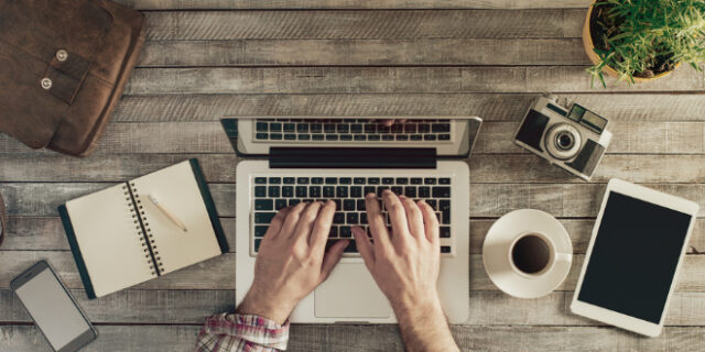 Laptops με 14 ευρώ τον μήνα