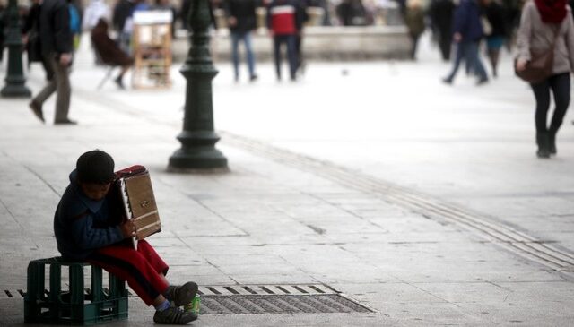 ΕΛΣΤΑΤ: 230.774 παιδιά ζουν σε νοικοκυριά χωρίς κανένα εισόδημα