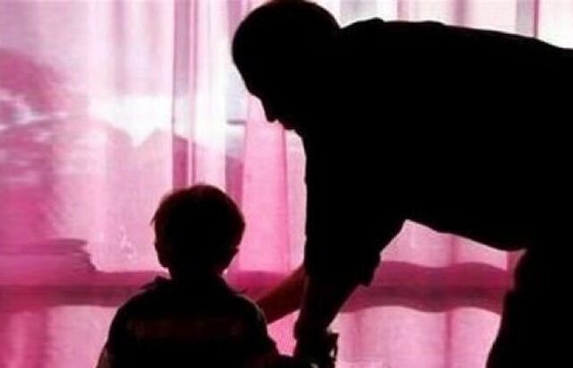 Σε 60 χρόνια κάθειρξη καταδικάστηκε δάσκαλος για αποπλάνηση μαθητριών του