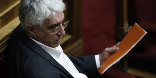 Στήριξη κυβέρνησης- ΣΥΡΙΖΑ σε Παρασκευόπουλου