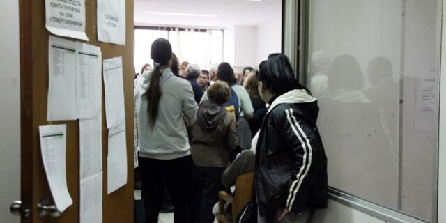 Πλειστηριασμοί: Σταματούν την αποχή οι συμβολαιογράφοι