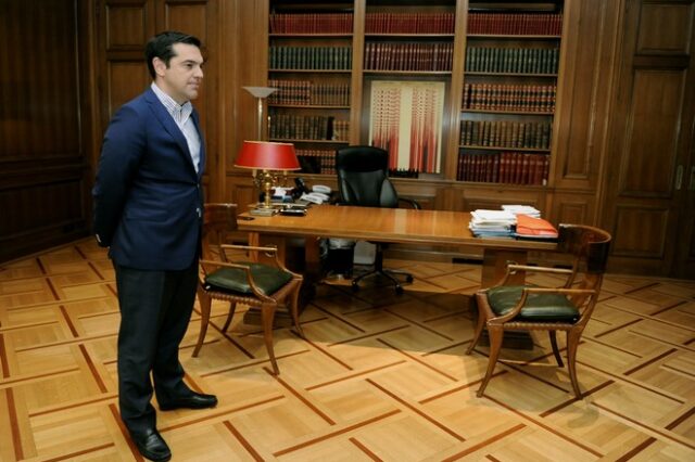 Στο Μαξίμου οι πρόεδροι των ανωτάτων δικαστηρίων