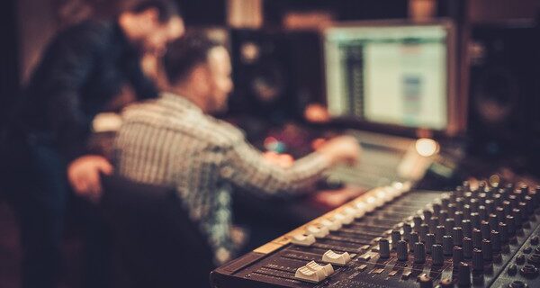 Μηχανή του Χρόνου: Στην ηχογράφηση αυτού του τραγουδιού όλοι οι συντελεστές έκλαιγαν και έφυγαν από το στούντιο