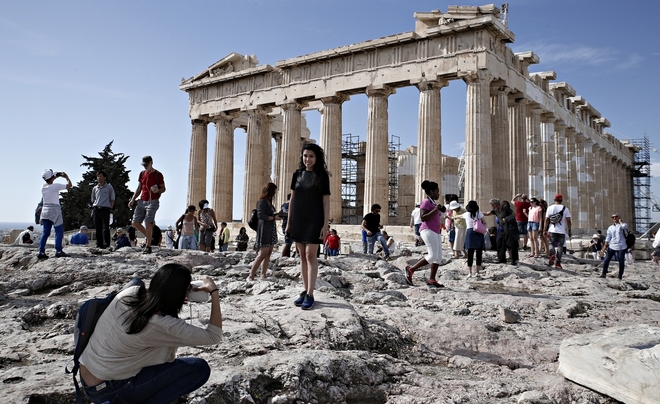 Στόχος για τον ελληνικό τουρισμό να ανέλθουν οι αφίξεις στα 35 εκατομμύρια
