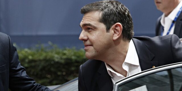 Στις Βρυξέλλες για αξιολόγηση και χρέος ο Τσίπρας