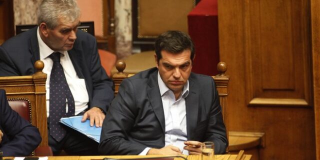 Επιχείρηση συσπείρωσης από τον Τσίπρα