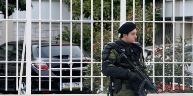 Έκρηξη βόμβας σε παγιδευμένο αυτοκίνητο αρχιφύλακα
