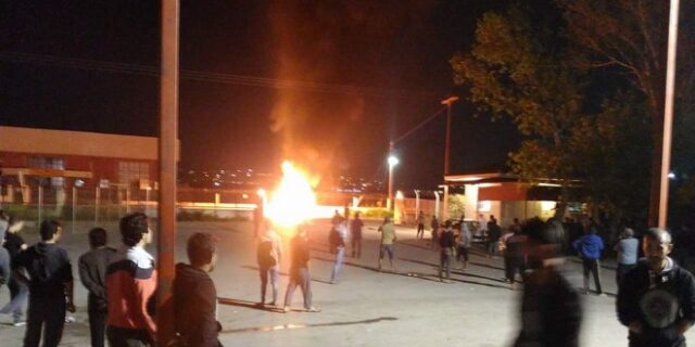 Έκρυθμη η κατάσταση στη δομή φιλοξενίας προσφύγων του Ωραιοκάστρου μετά το τροχαίο