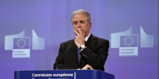 Αβραμόπουλος – Τζεντιλόνι: Να βοηθήσουμε την Αφρική για να βοηθήσουμε την Ευρώπη