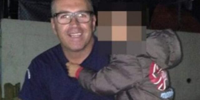 Το αντίο αστυνομικού στο προσφυγόπουλο που κάηκε στη Μόρια