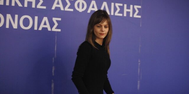 Τροπολογία Αχτσιόγλου για να ‘ξεμπλοκάρουν’ 102.000 συντάξεις