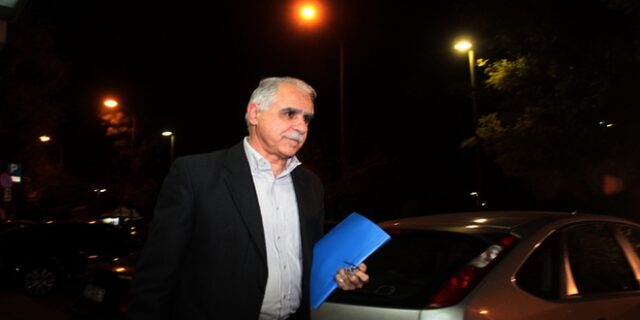 Μπαλάφας στη Χίο: Να κλείσει το κέντρο προσφύγων στη Σούδα και να μεταφερθεί αλλού
