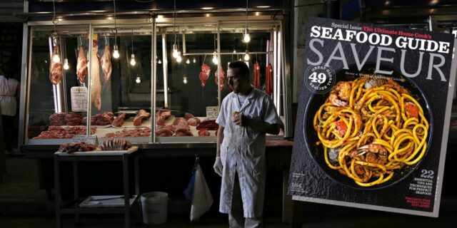 Το αμερικανικό Saveur εξυμνεί τη Βαρβάκειο Αγορά