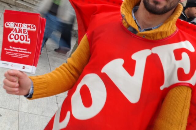 Οπισθοδρόμηση χωρίς προφυλάξεις