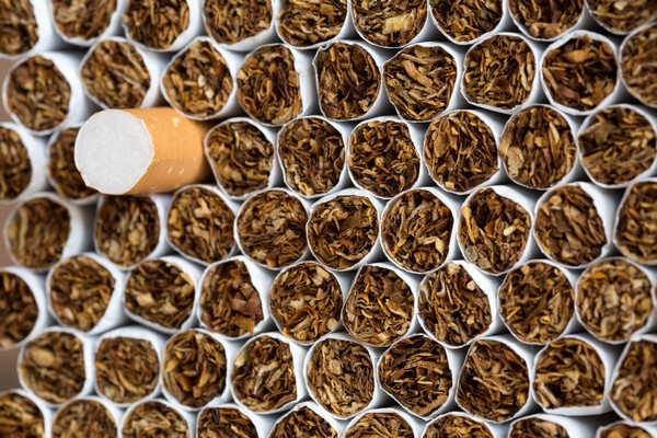 Έρχεται η μεγαλύτερη αύξηση στα τσιγάρα. Στα 8 ευρώ το στριφτό!