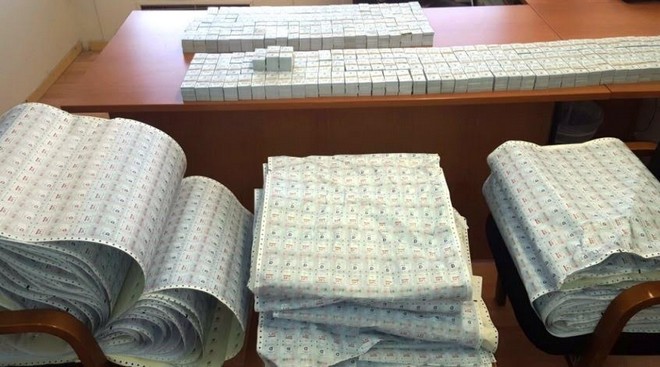 Εταιρεία που είχε σύμβαση με τον ΟΑΣΑ τύπωνε πλαστά εισιτήρια