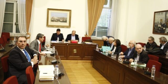 Αιφνιδιαστική αυλαία στην Εξεταστική για τα θαλασσοδάνεια παρά τις εκκρεμότητες