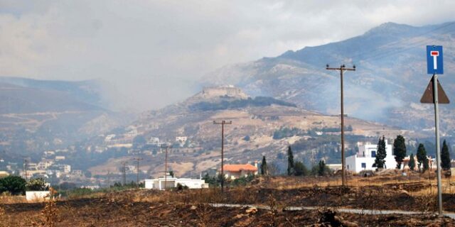 Πυρκαγιά στην Κάρυστο
