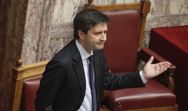 Το 2017 η έξοδος στις αγορές και η ένταξη στο QE