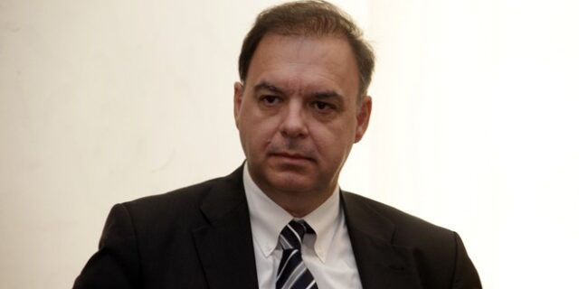 Λιαργκόβας: Το ελληνικό χρέος δεν είναι βιώσιμο