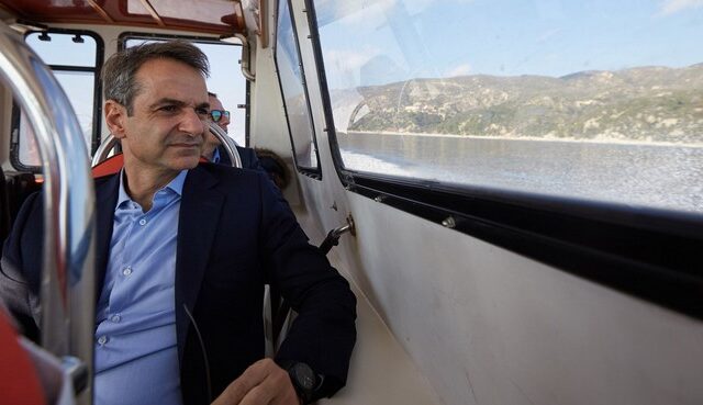 Ανασχηματισμός στη Νέα Δημοκρατία με συνταγή Καραμανλή