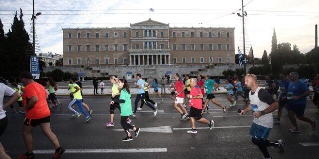 Ο Μαραθώνιος της Αθήνας μέσα από φωτογραφικά καρέ