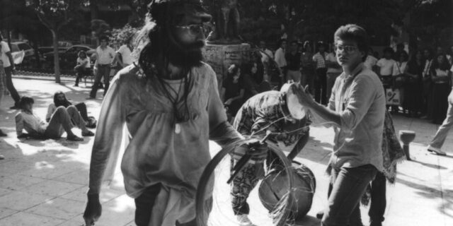 ‘Διάσημοι’ Εξαρχειώτες, από τον Παλαμά έως τον Άσιμο
