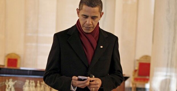 Γιατί ο @BarackObama δεν μπορεί να δει στο κινητό του τα tweets του @tsipras_eu
