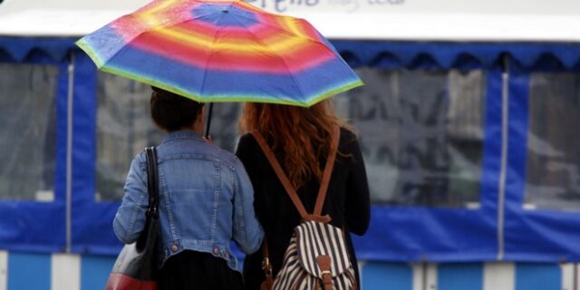 Ισχυρές καταιγίδες και χιόνια στα ορεινά