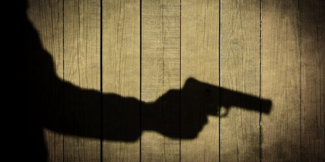 Πυροβόλησε τον νοικάρη του στο κεφάλι για οικονομικές διαφορές