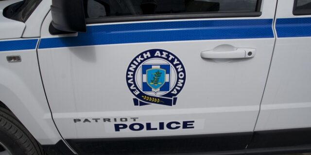 Επίθεση με πέτρες και μπογιές στο ΑΤ Πατησίων