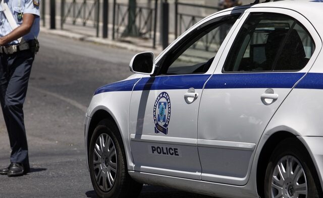 Εμπρηστικός μηχανισμός έξω από την Εταιρεία Κτιριακών Υποδομών του Δημοσίου