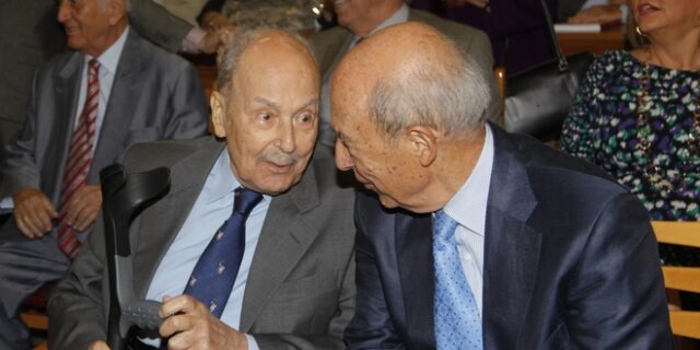 Σημίτης για Στεφανόπουλο: Παρά τη διαφορετική πολιτική μας προέλευση, συνεργαστήκαμε παραγωγικά