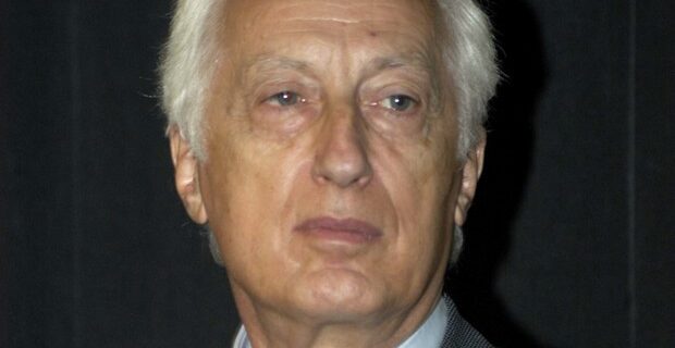 Σταθόπουλο προτείνει τώρα ο Θεοδωράκης