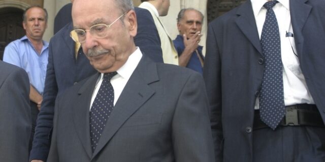 Απεβίωσε ο Κωστής Στεφανόπουλος