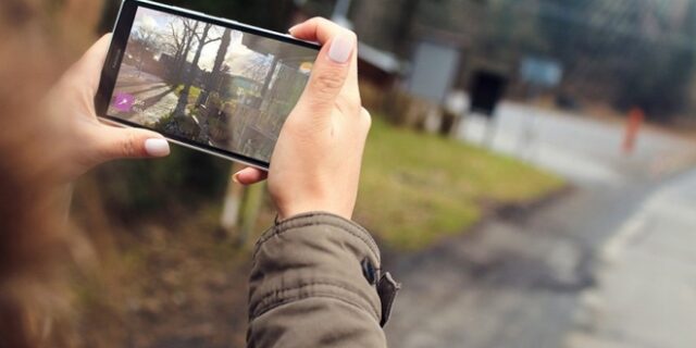 Smartphones, YouTube και ψηφιακές υπηρεσίες σκοτώνουν τις κλασικές τηλεοπτικές μεταδόσεις