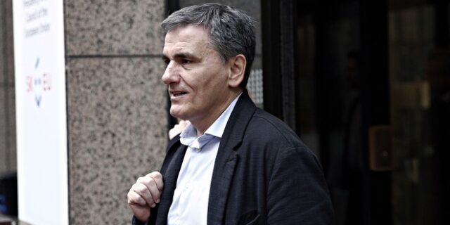 Επιχείρηση ‘ξεπάγωμα’ της αξιολόγησης
