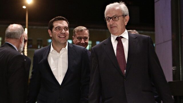 Κάλεσμα Τσίπρα στους εφοπλιστές να επενδύσουν ξανά στην Ελλάδα μετά το Brexit