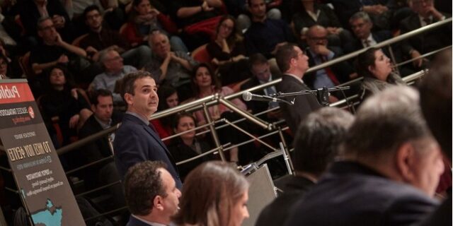 Μητσοτάκης προς Φώφη: Πολυτέλεια οι ίσες αποστάσεις από ΝΔ και ΣΥΡΙΖΑ