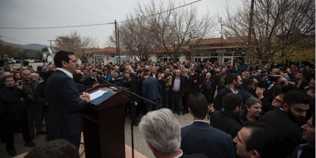 Τσίπρας από Θράκη: Δεν επιτρέπουμε σε καμία ξένη αρχή να παίζει παιχνίδια εις βάρος Ελλήνων πολιτών