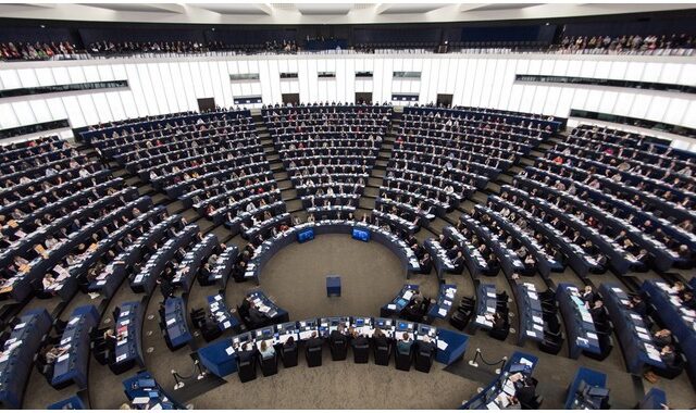 Ευρωκοινοβούλιο: Ταγιάνι και Πιτέλα αντιμέτωποι στον τέταρτο γύρο