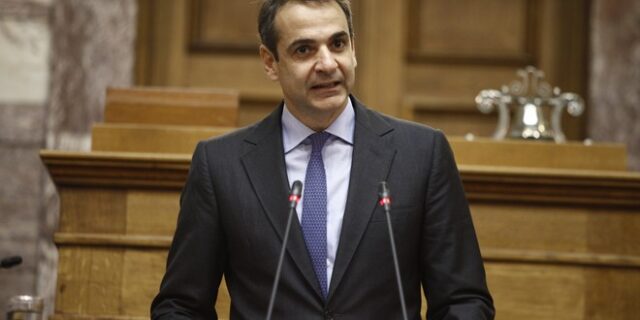 Μητσοτάκης: Ιδεοληψίες της κυβέρνησης στα εργασιακά, ασχολείται με τις συλλογικές συμβάσεις