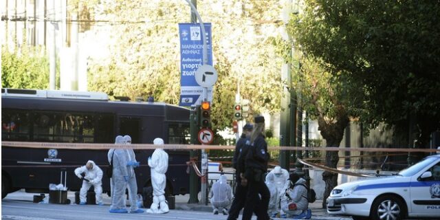Επίθεση με χειροβομβίδα στο κέντρο της Αθήνας