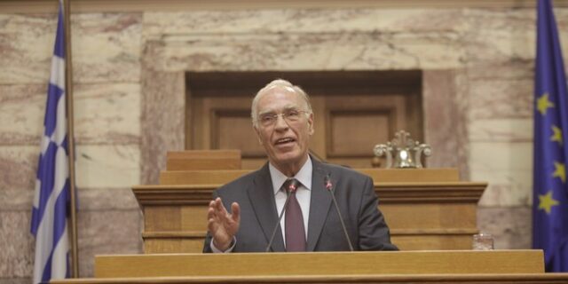 Ένωση Κεντρώων: Οικουμενική ή εκλογές
