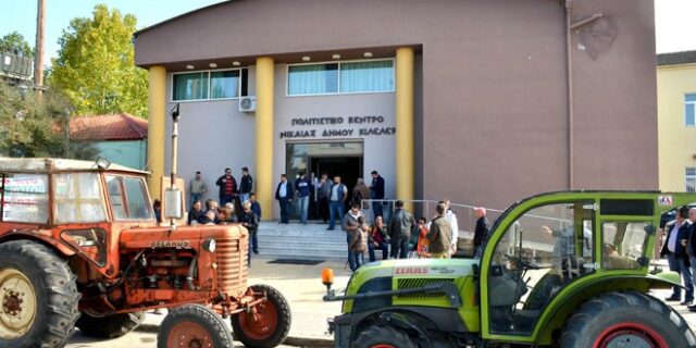 Σε διάλογο καλεί τους αγρότες ο Βαγγέλης Αποστόλου