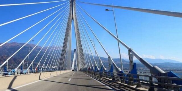 Επί δύο μήνες ξήλωνε καλώδια χαλκού από την υψηλή γέφυρα της Χαλκίδας